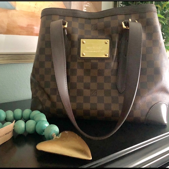 Louis Vuitton Handbags - Louis Vuitton Hampstead MM with dust bag